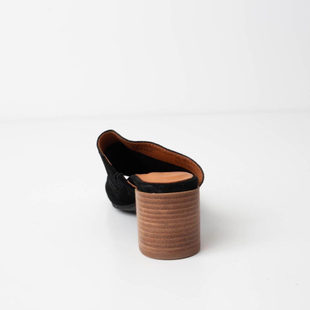 Gentle Souls by Kenneth Cole Chas Heeled Slide Suede Sandals - Picture 4 of 7